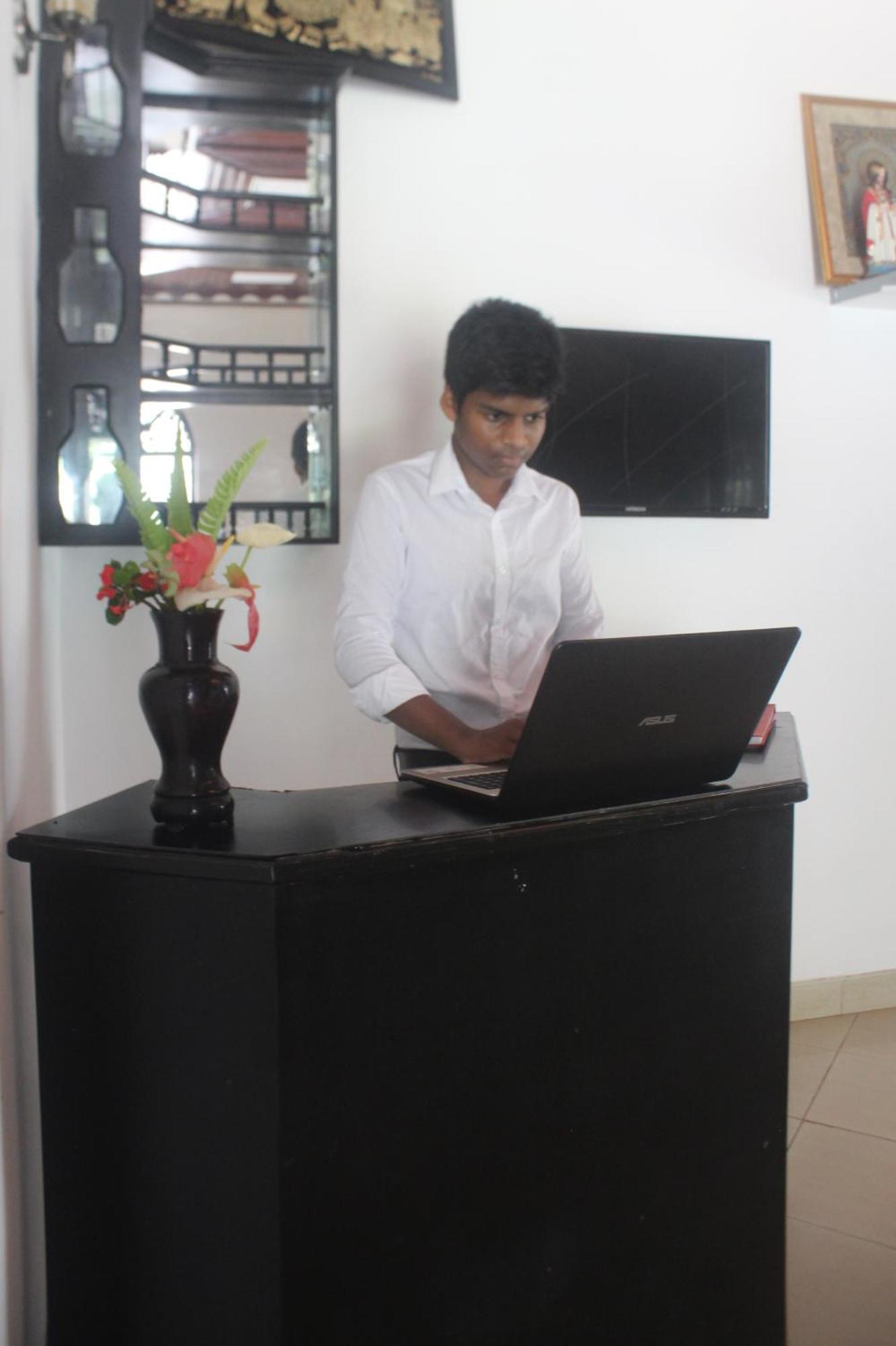 Shon Villa Negombo Esterno foto