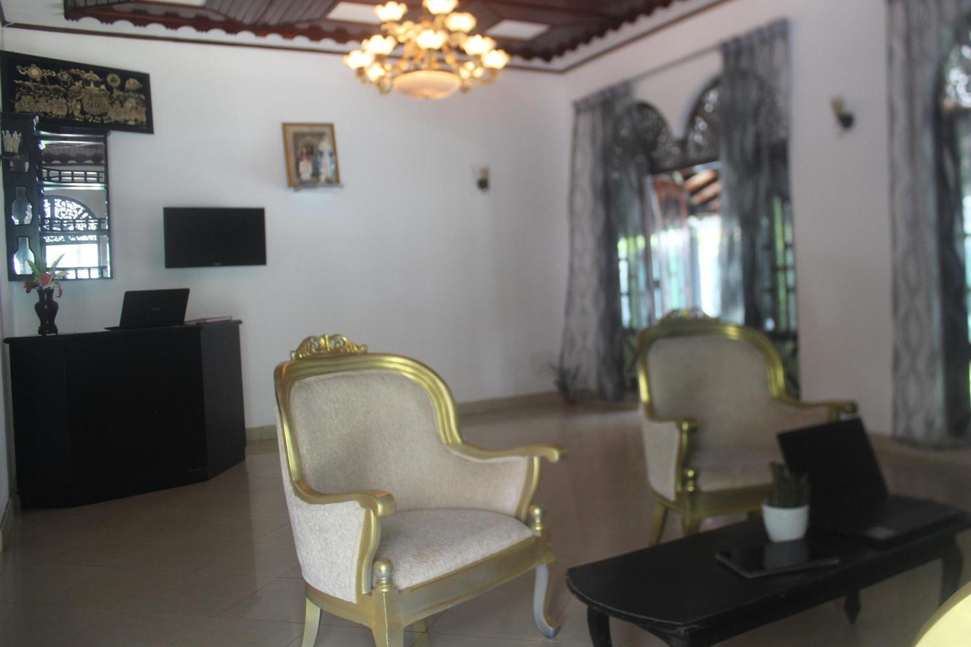 Shon Villa Negombo Esterno foto